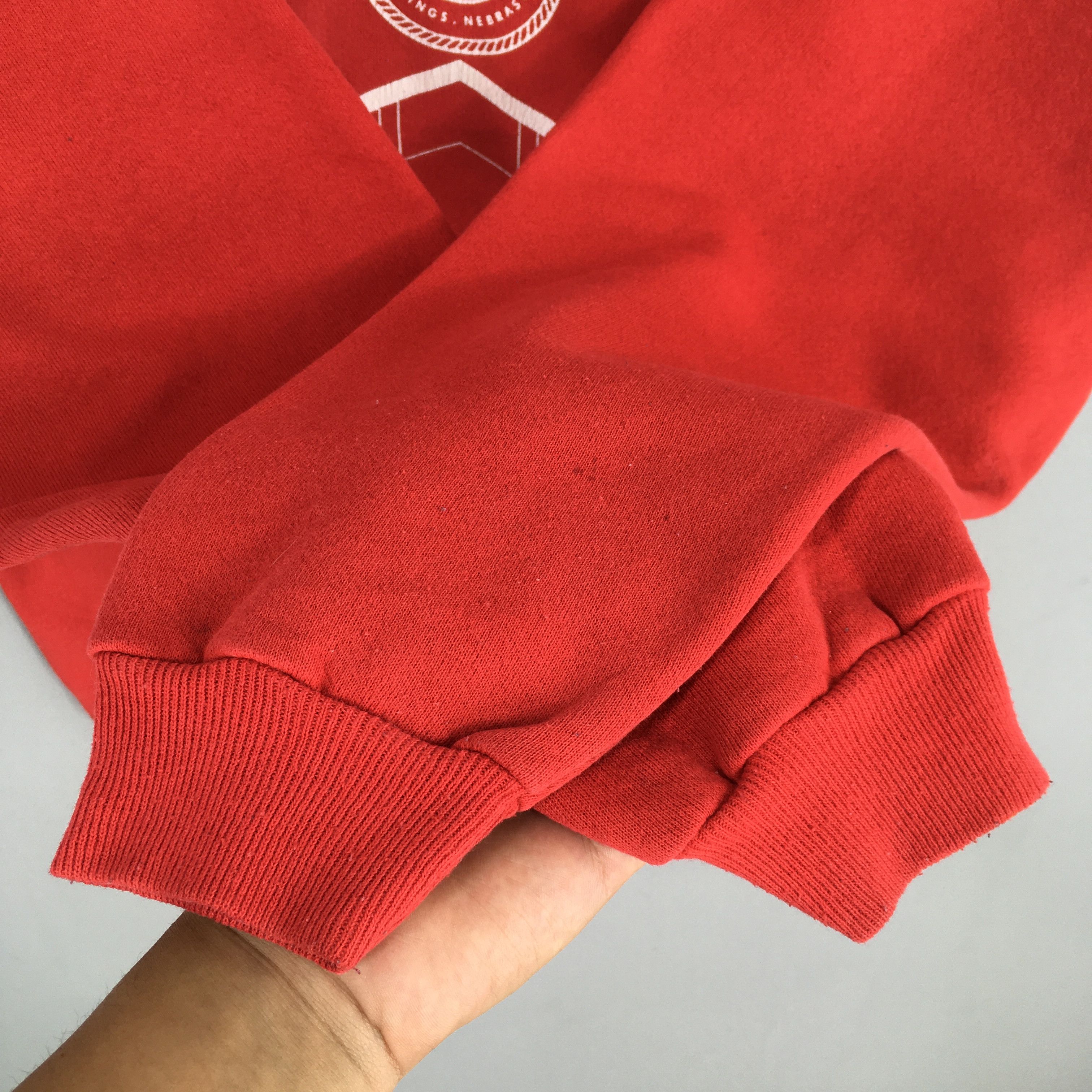 NCAA Vintage 90s Hastings College Red Sweatshirt Large Size US L / EU 52-54 / 3 - 4 Thumbnail