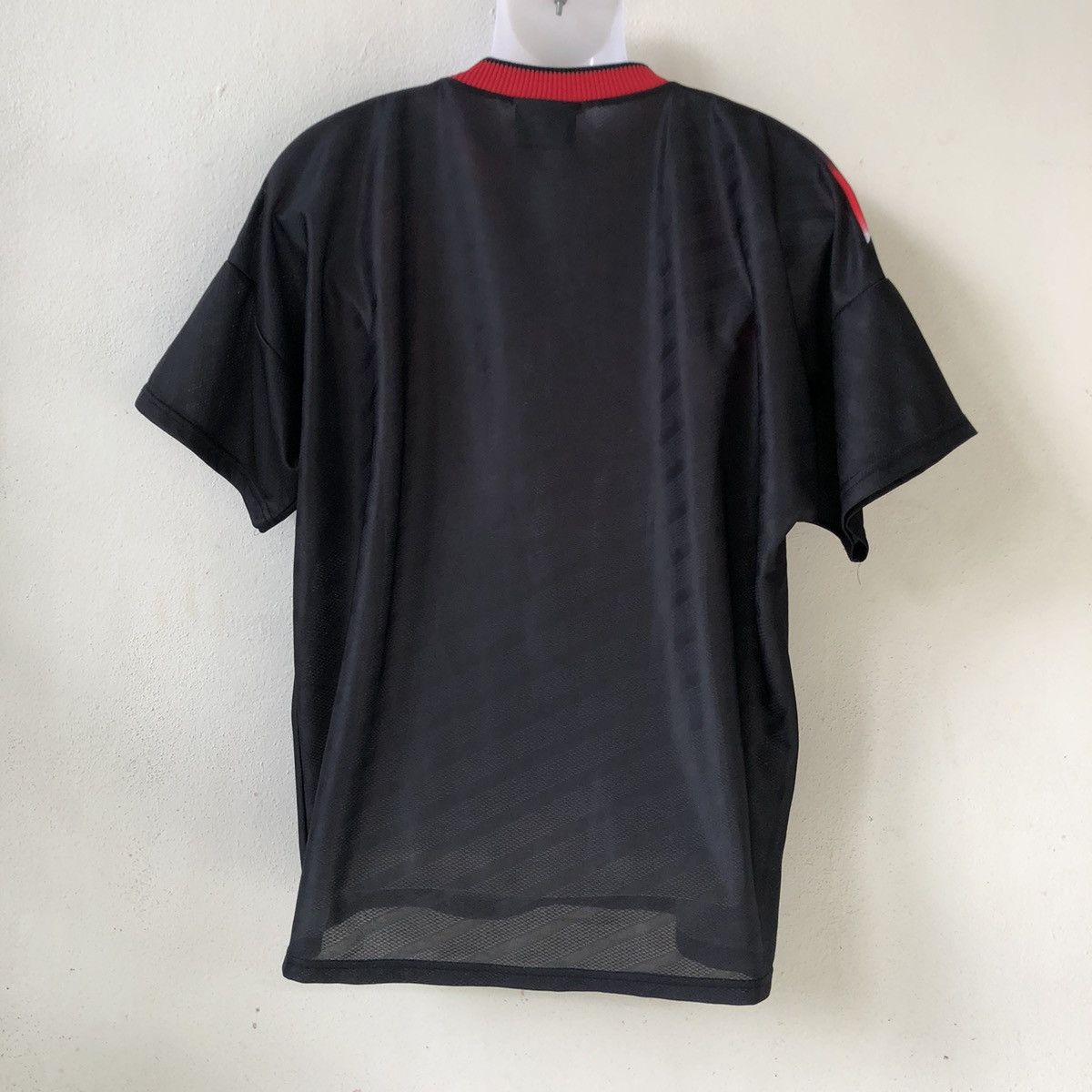 Umbro × Vintage Manchester United 1994 Vintage Umbro Training Jersey Size US L / EU 52-54 / 3 - 4 Thumbnail