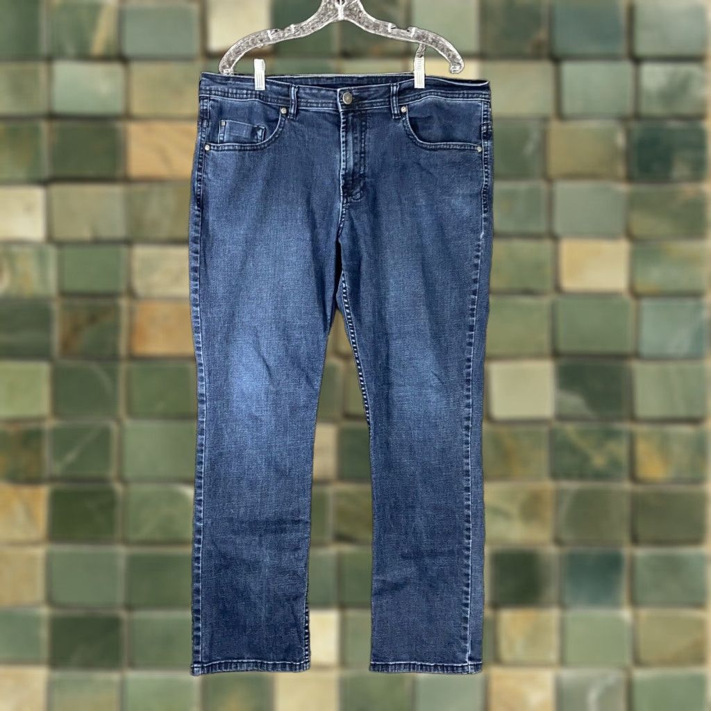 Buffalo David Bitton VINTAGE? Actually not vintage. Buffalo David Bitton Buffalo Jackson X Jeans Straight Stretch Blue 38x31 Men’s Regular Jeans Blue Straight 38 Mens Size US 38 / EU 54 - 1 Thumbnail
