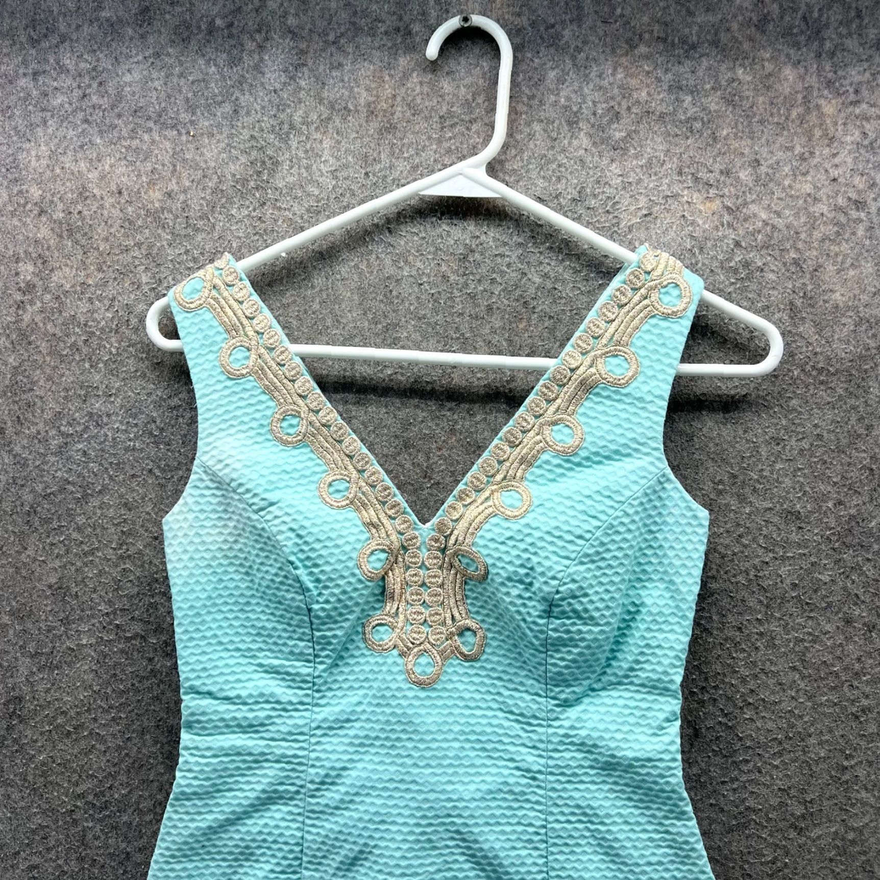 Lilly Pulitzer Lilly Pulitzer Dress Womens 00 Blue Textured V-Neck Sleeveless Embroidered Trim Pencil Dress Shift Size XXS / US 00 / IT 34 - 7 Thumbnail