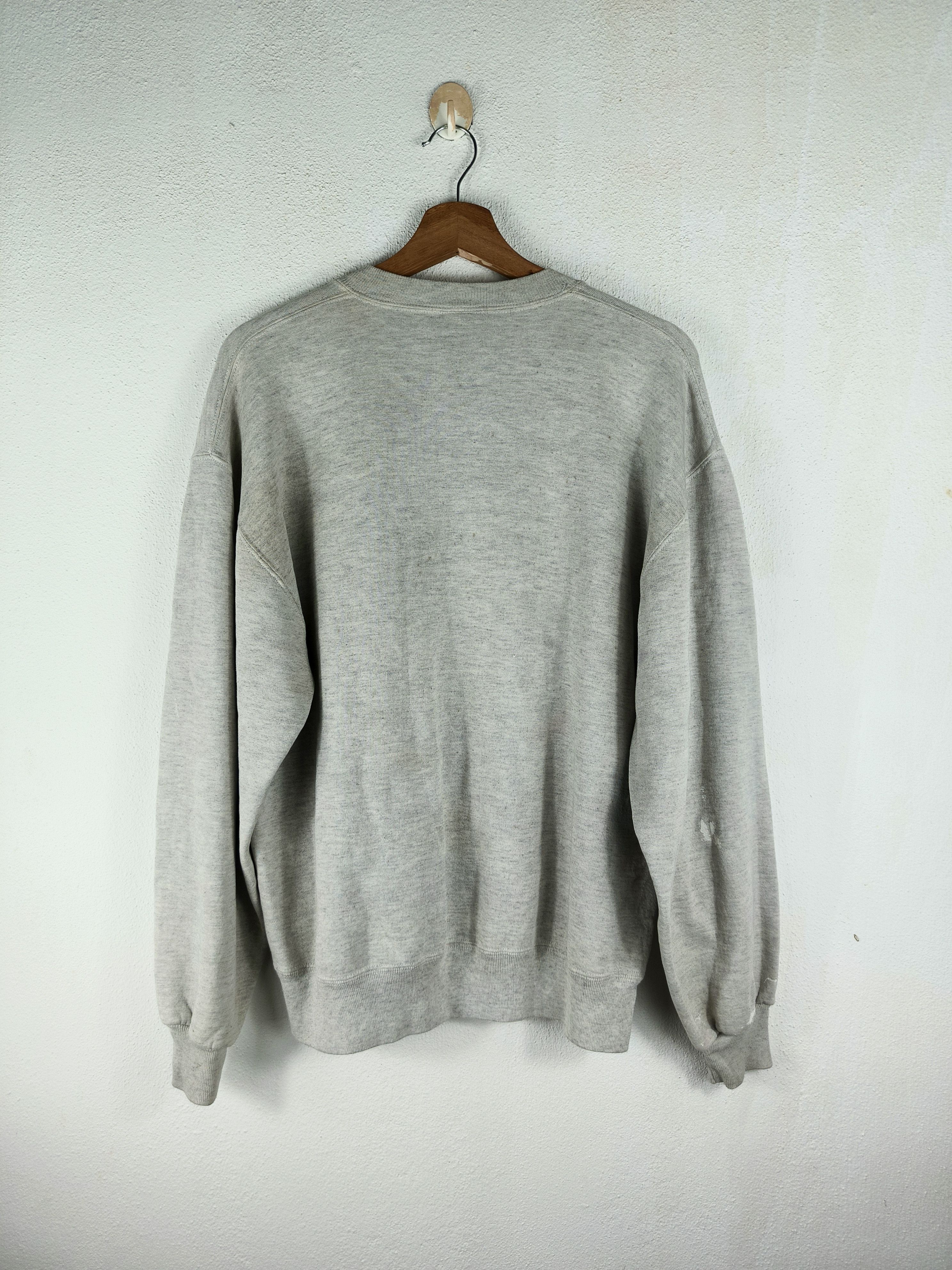 Vintage Vintage Russell Oregon Softball sweatshirt Size US L / EU 52-54 / 3 - 3 Thumbnail