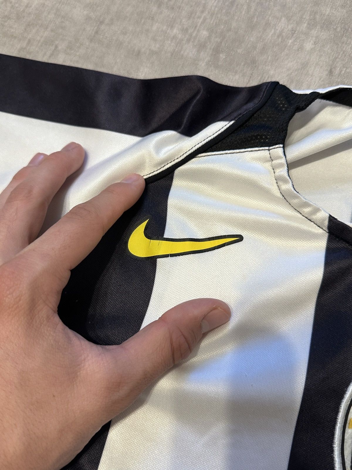 Vintage Juventus sky sport Away Shirt 90s retro jersey tee Size US M / EU 48-50 / 2 - 10 Thumbnail