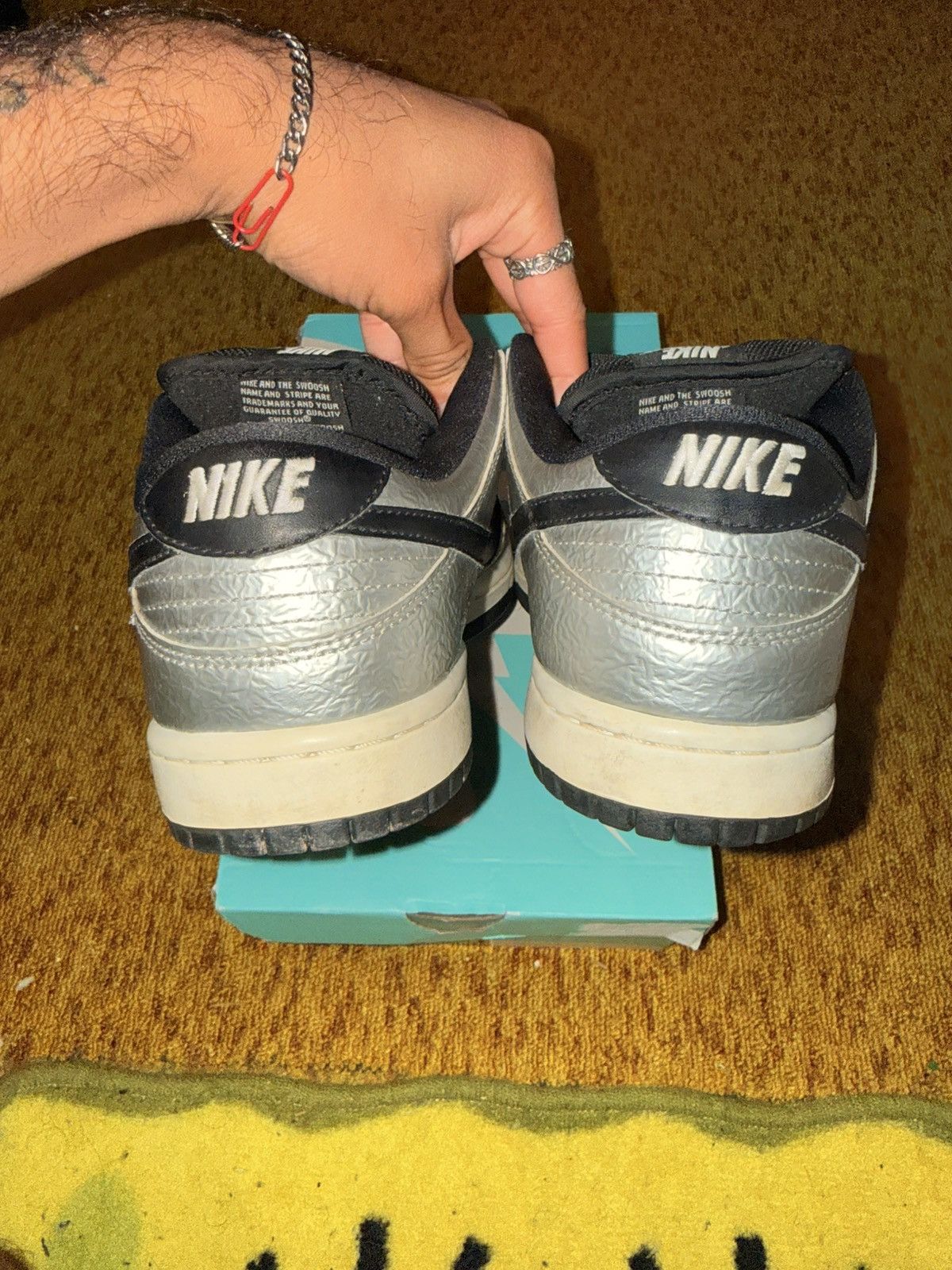 Nike SB NIKE SB DUNK LOW “COLD PIZZA” Size US 8 / EU 41 - 5 Thumbnail