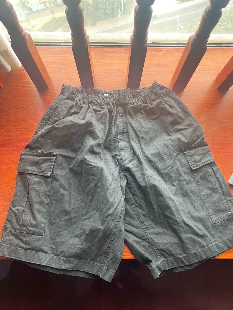Acne Studios Acne studios work shorts 2502-Nextarrow Size US 32 / EU 48 - 1 Thumbnail