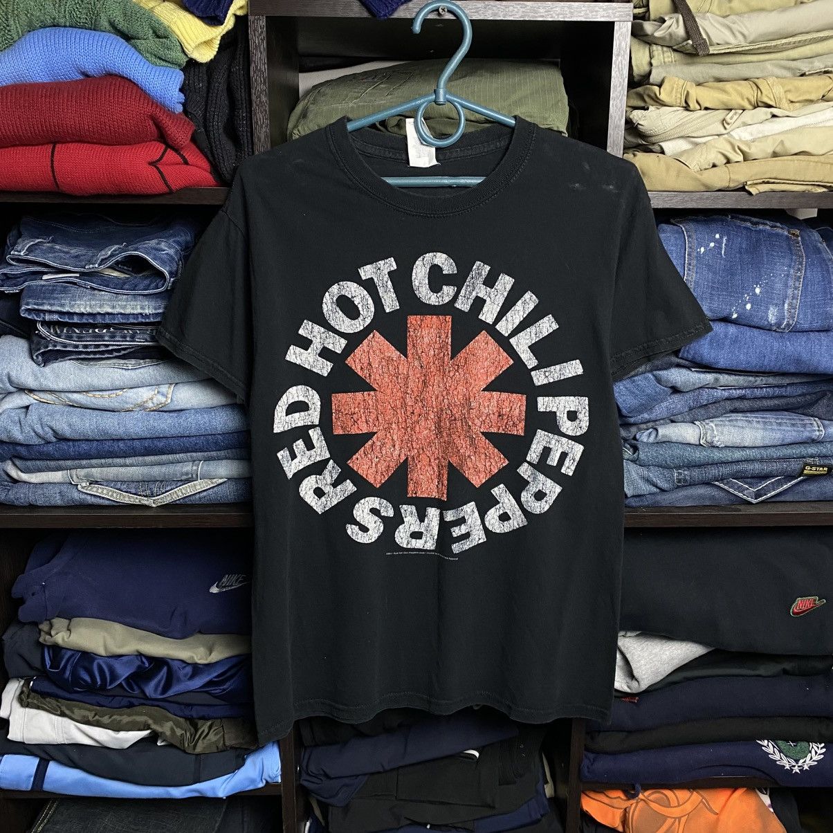 Band Tees Vintage Red Hot Chilipeppers 2011 Big Logo rock band tee Size US S / EU 44-46 / 1 - 1 Thumbnail