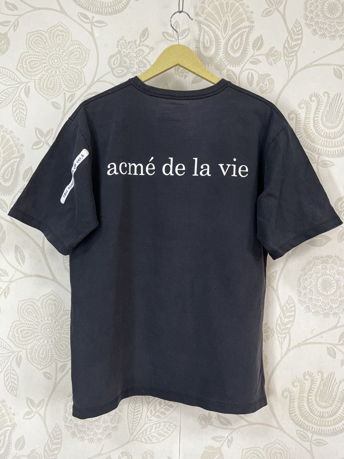 Acme Clothing Acme De La Vie Big Printed Streetwear Baggy Cut TShirt Size US M / EU 48-50 / 2 - 4 Thumbnail