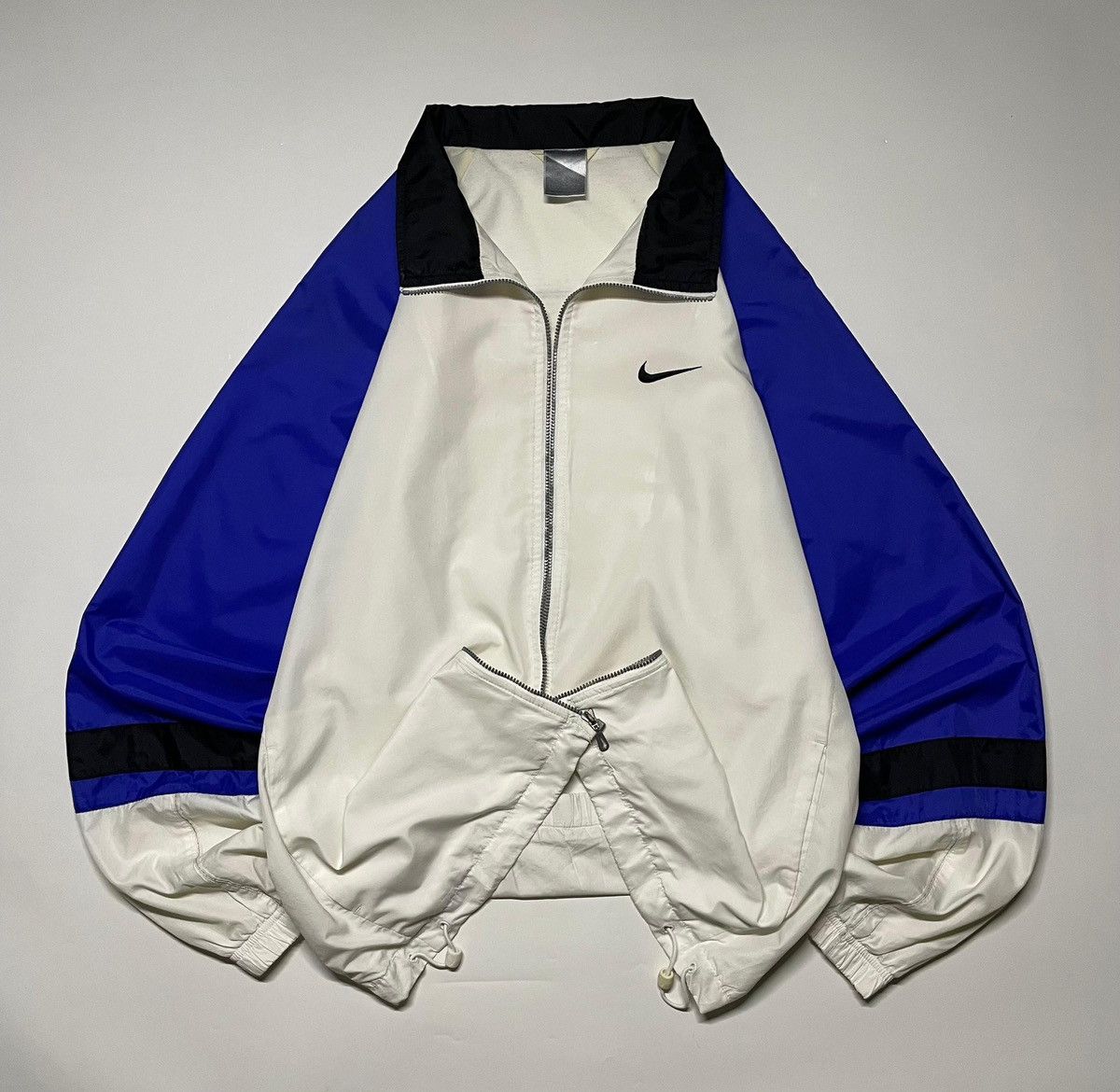 Nike Nike logo center embroidered sportwear windbreaker jacket Size US L / EU 52-54 / 3 - 12 Thumbnail