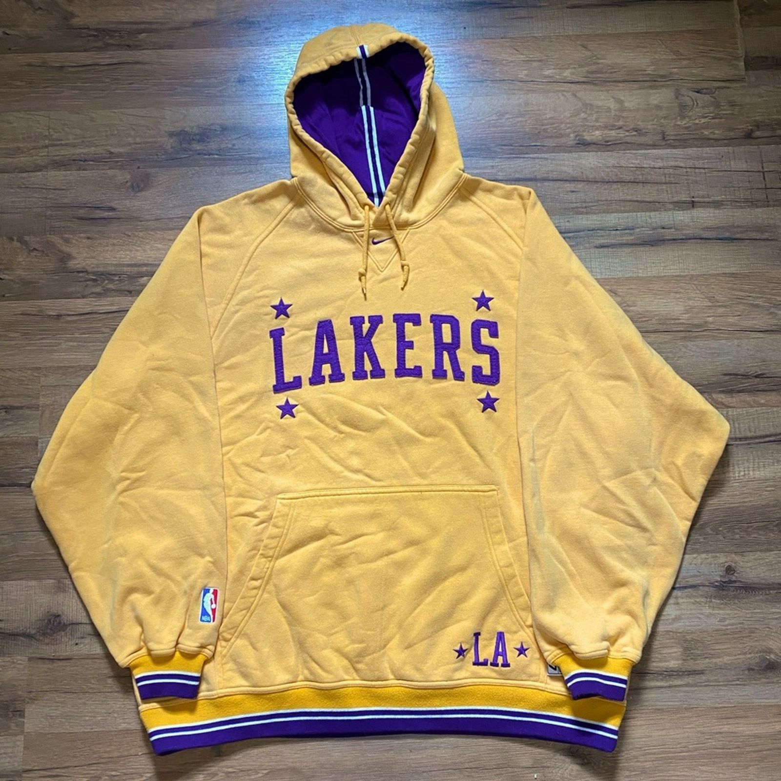 Nike 90s Nike LA Lakers Center Swoosh Hoodie Size US L / EU 52-54 / 3 - 1 Thumbnail