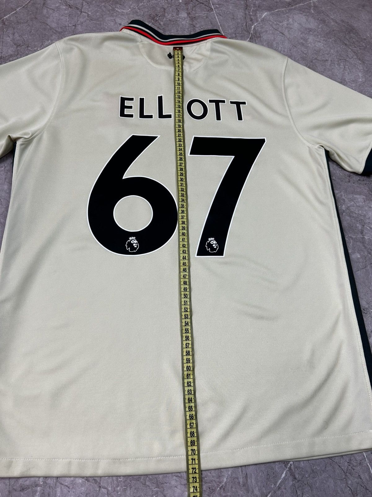 Nike Nike Liverpool Elliott 67 Soccer Jersey Size L Size US L / EU 52-54 / 3 - 9 Thumbnail