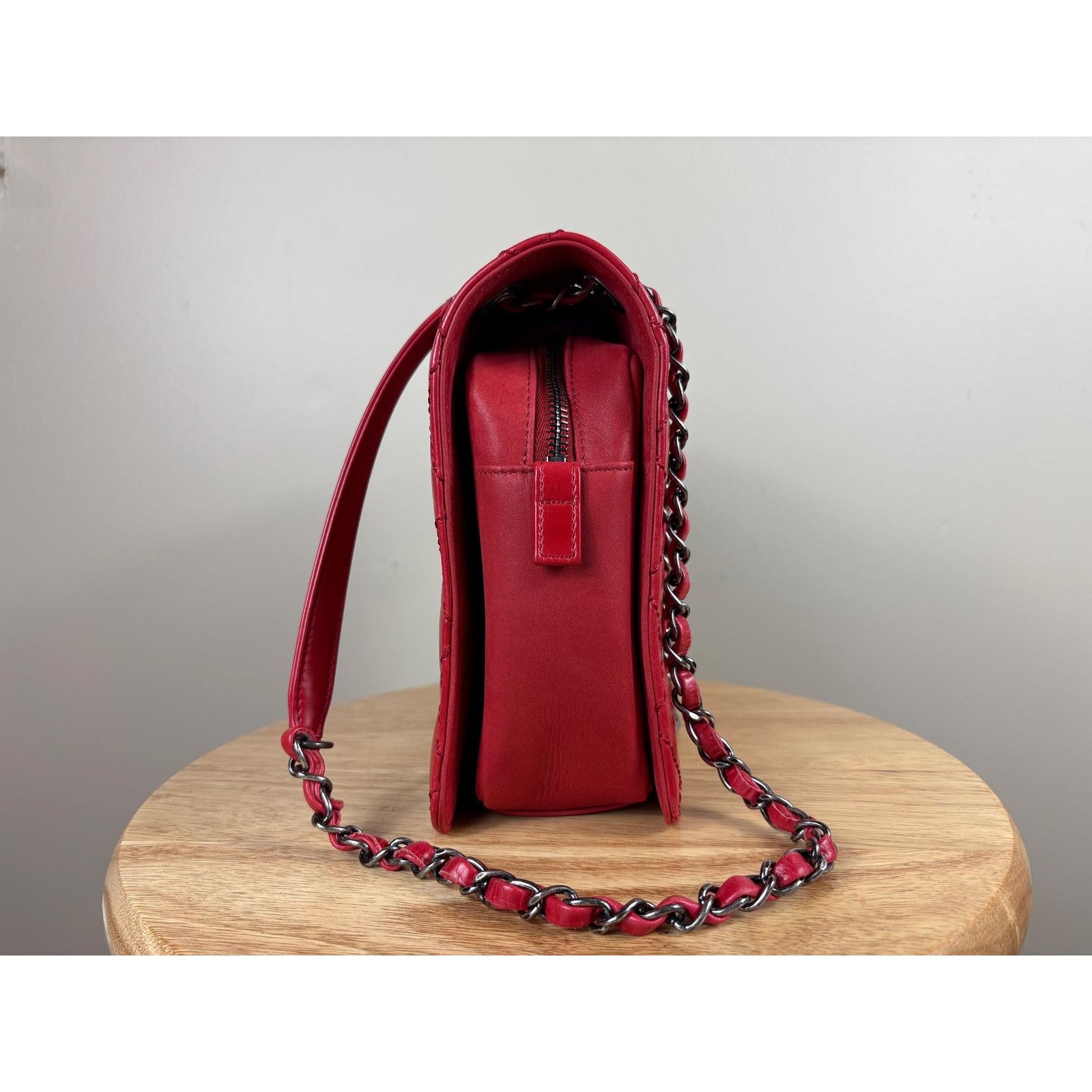 Chanel Authentic Chanel Matelasse Red Calfskin Cocomark Shoulder Size ONE SIZE - 4 Thumbnail