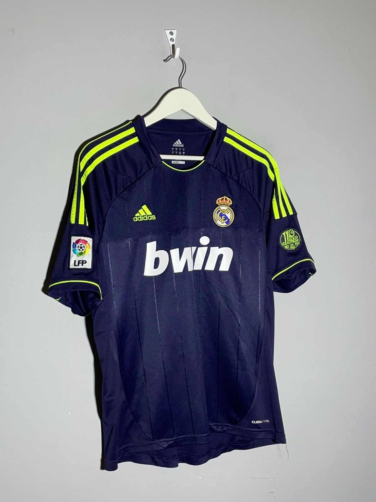 Adidas Real Madrid Adidas 2012/13 Away Football Shirt Size US L / EU 52-54 / 3 - 2 Thumbnail