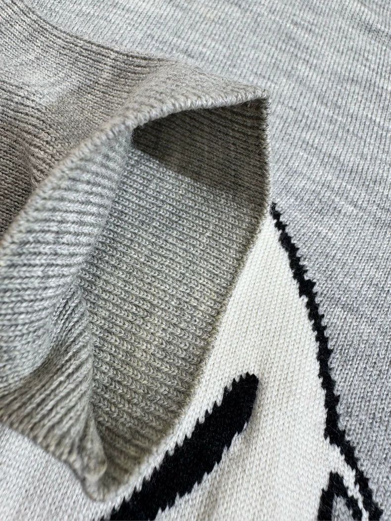 Loewe LOEWE Pure Wool Mouse Knitted Sweater, XS Size Size XS / US 0-2 / IT 36-38 - 7 Thumbnail