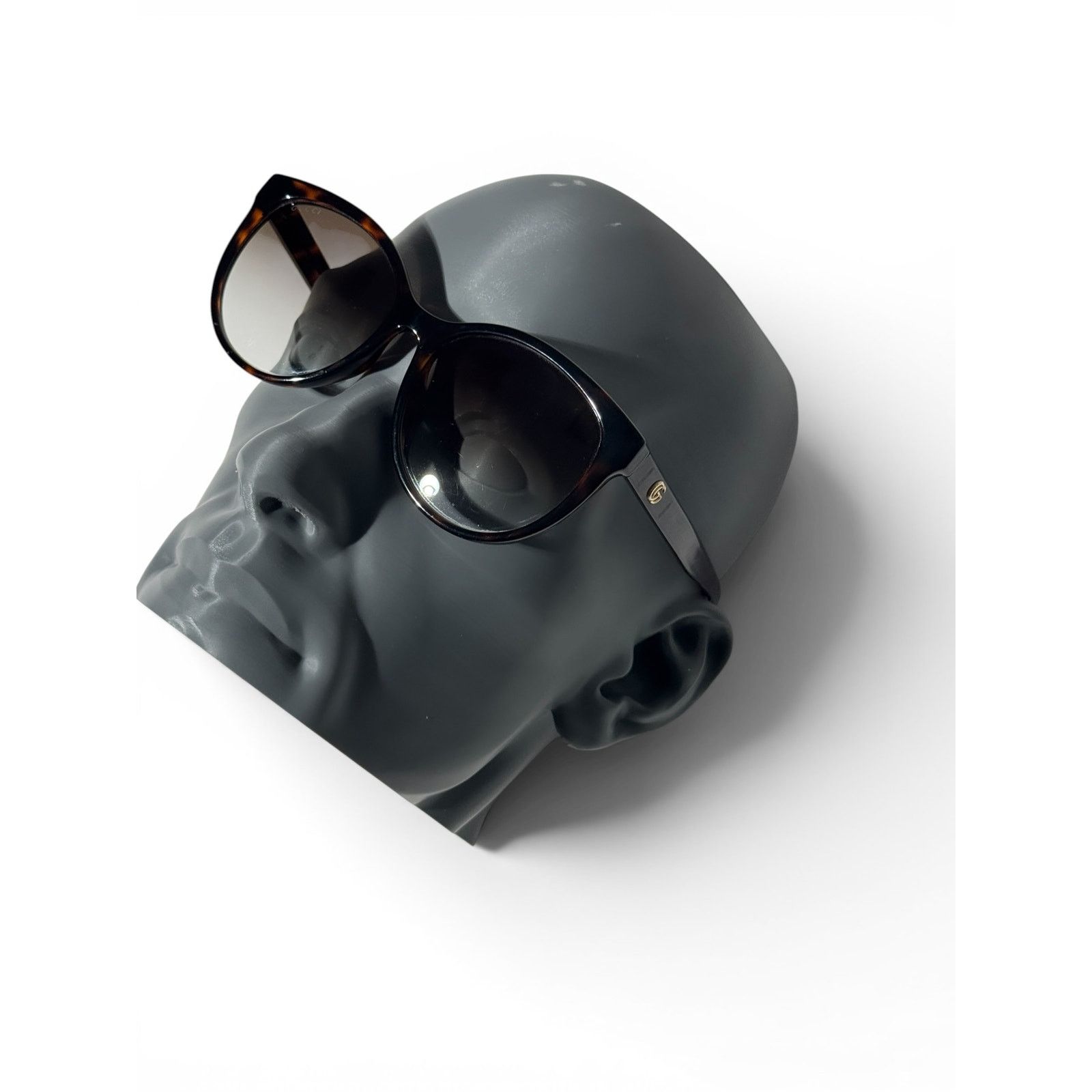 Gucci Gucci Oversized Cat Eye Sunglasses Size ONE SIZE - 2 Thumbnail