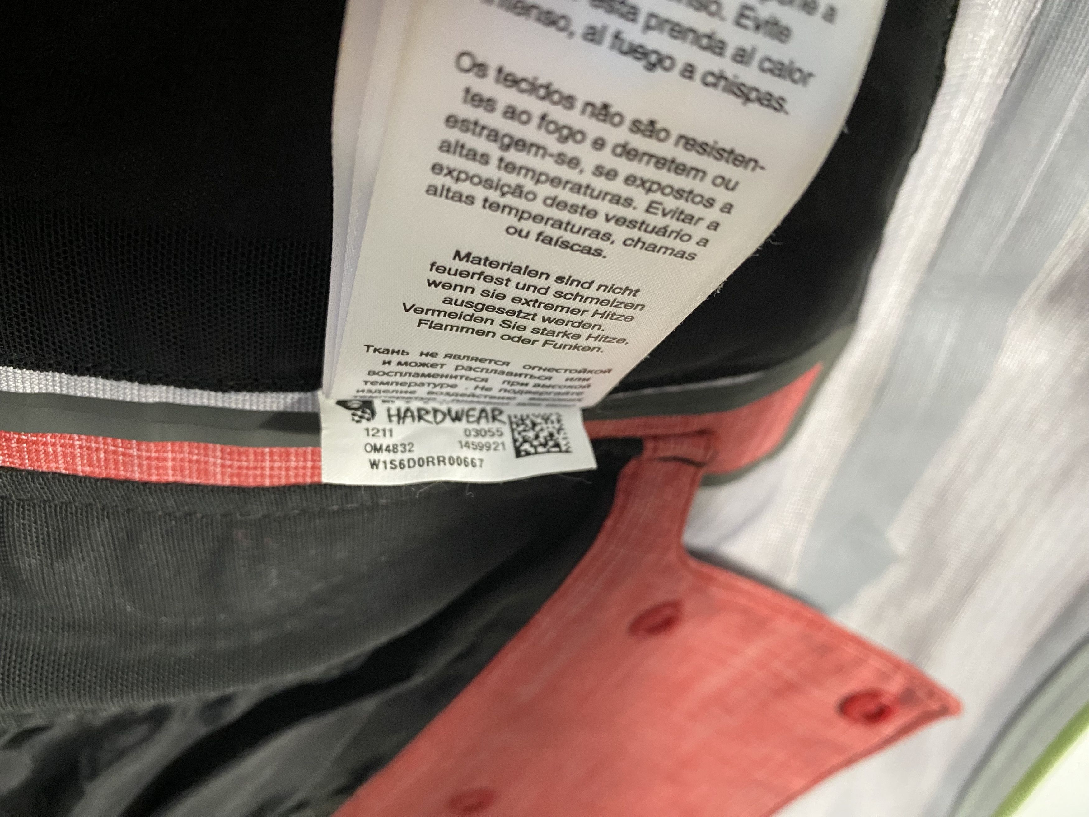 Mountain Hardwear Mountain Hardwear Dry.Q Asymmetric Water Proof Jacket Size US S / EU 44-46 / 1 - 8 Thumbnail