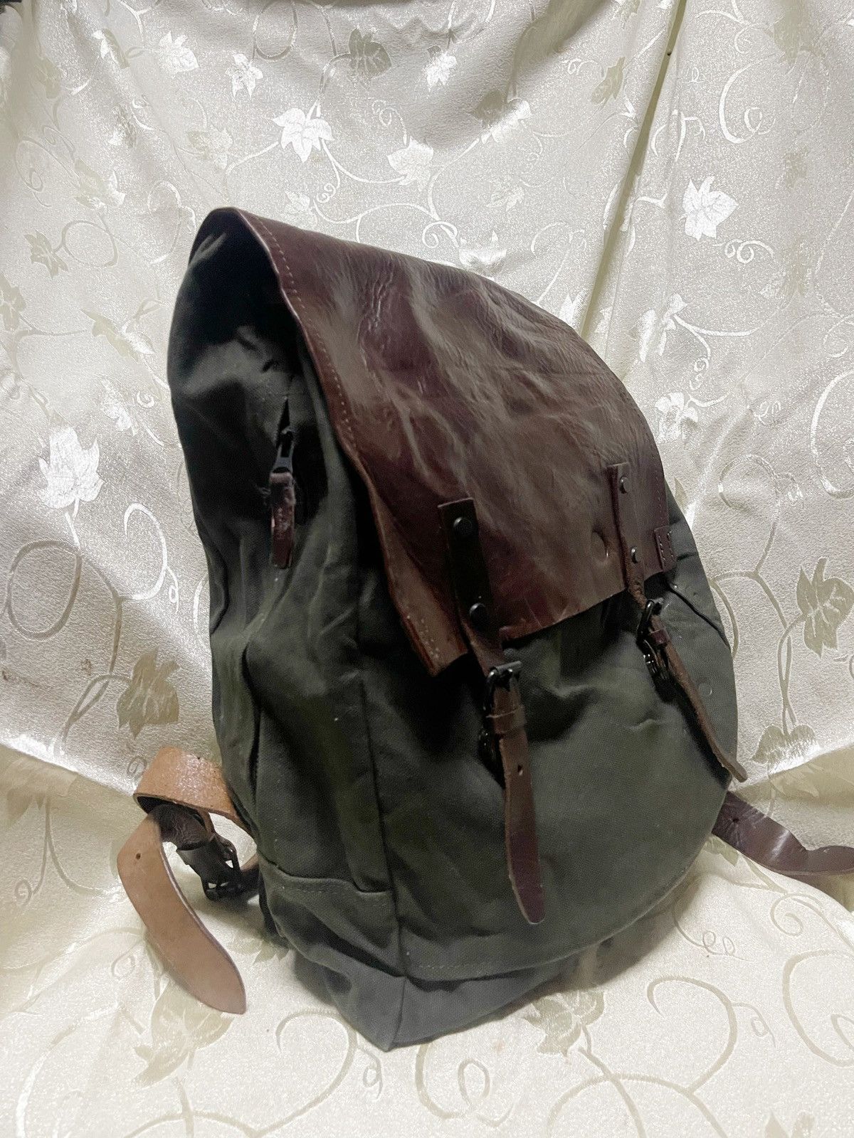 PATINA + STYLE LEATHER RUCKSACK BACKPACK