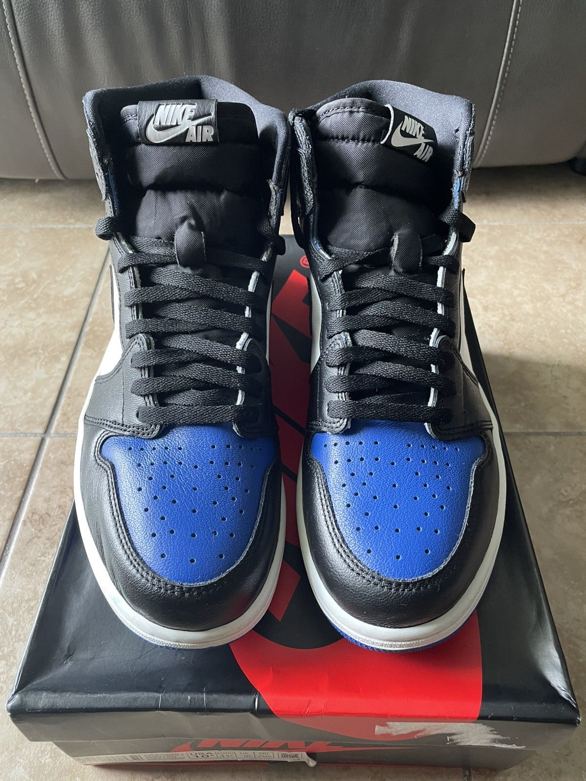 Jordan Brand AIR JORDAN 1 RETRO HIGH OG/ ROYAL TOE Size US 10.5 / EU 43-44 - 3 Thumbnail