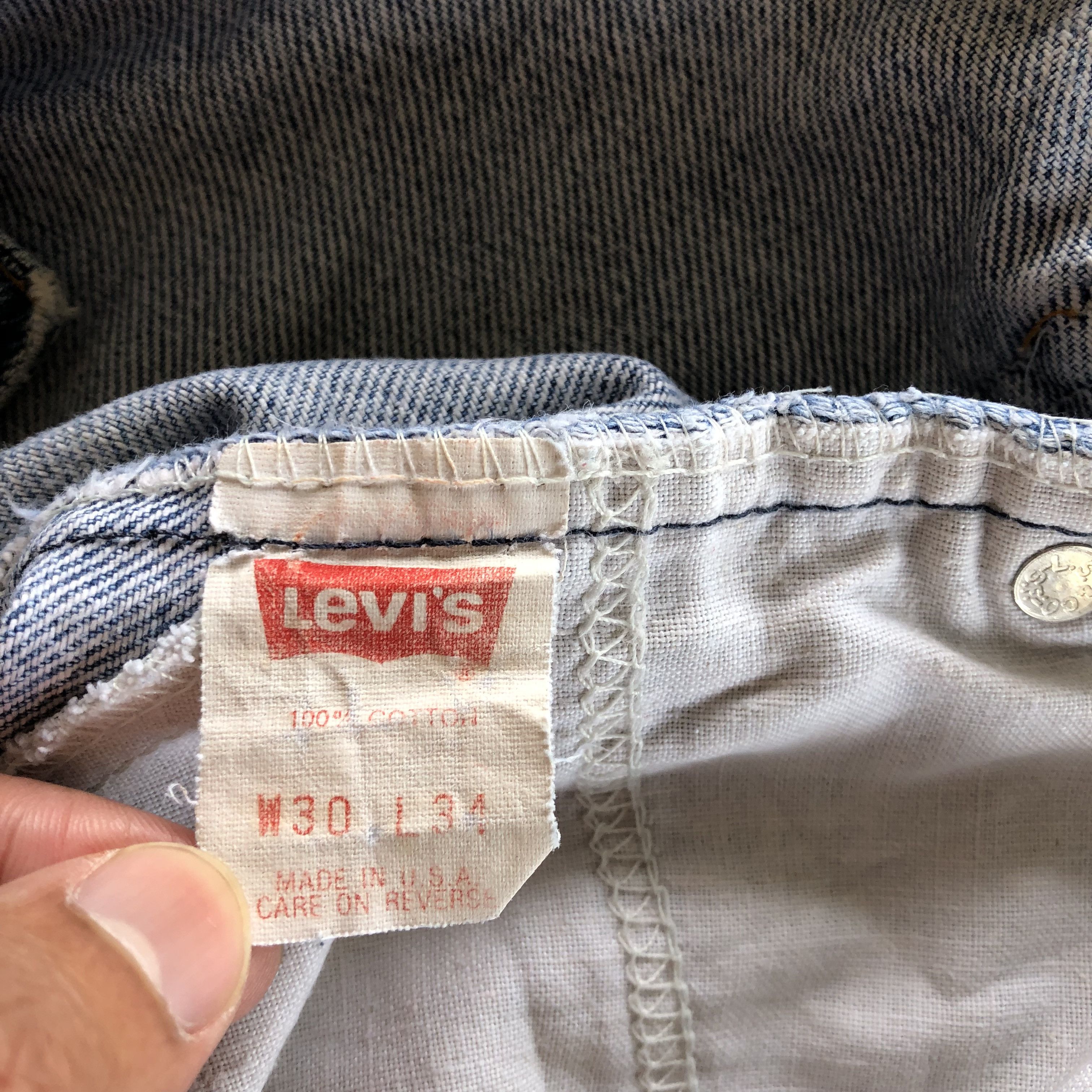 Levi's Vintage Levis Light Wash Jeans Levi's 505 Distressed Denim Size 28" / US 6 / IT 42 - 10 Thumbnail