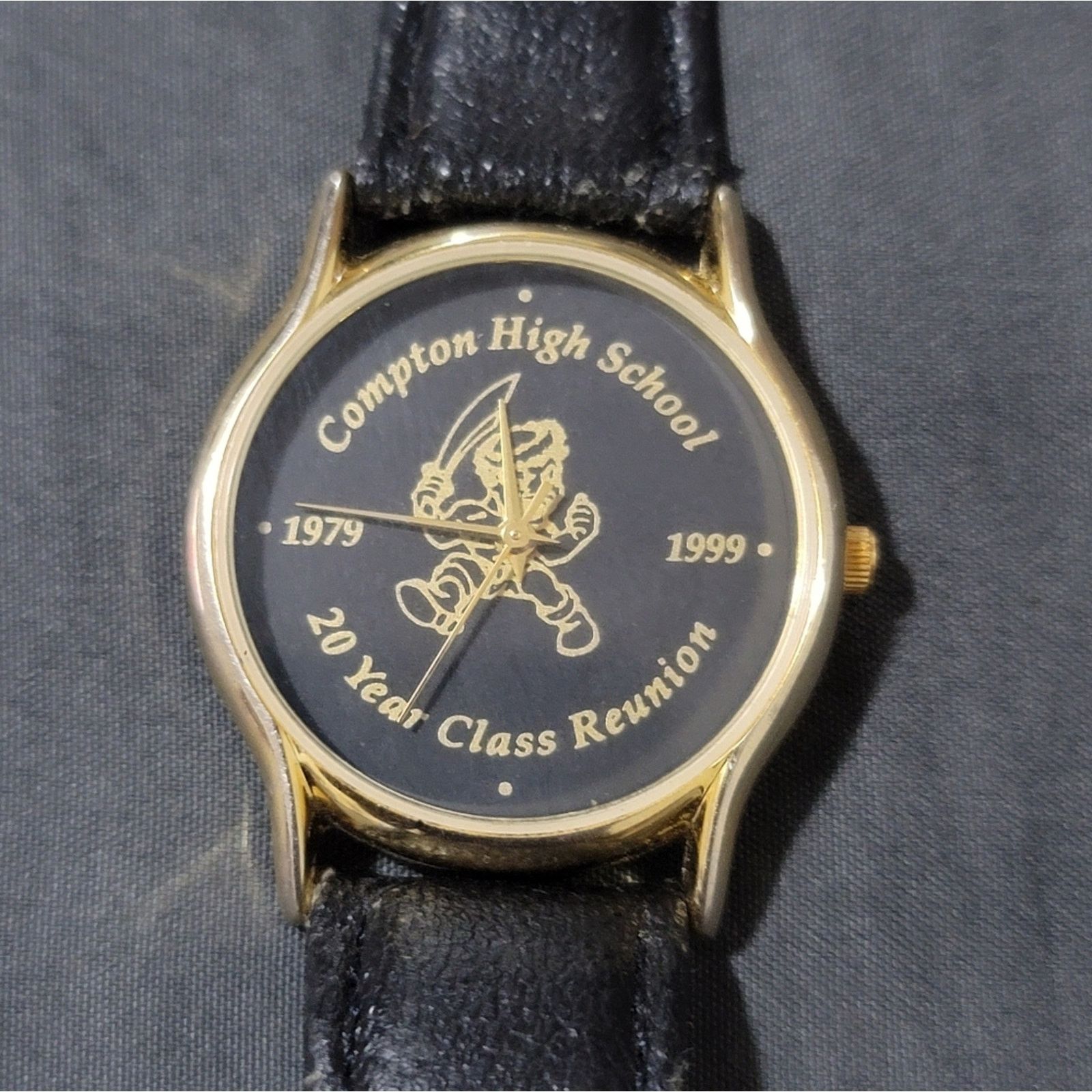 The Unbranded Brand Vtg 1999 Compton High School 20 Year Class Reunion Watch Size ONE SIZE - 3 Thumbnail
