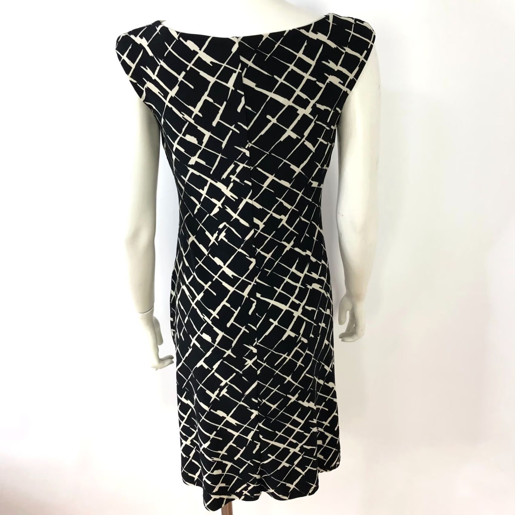 Ralph Lauren Lauren Ralph Lauren 4p Petite Sheath Dress Black Ivory Shirt? Size S / US 4 / IT 40 - 4 Thumbnail