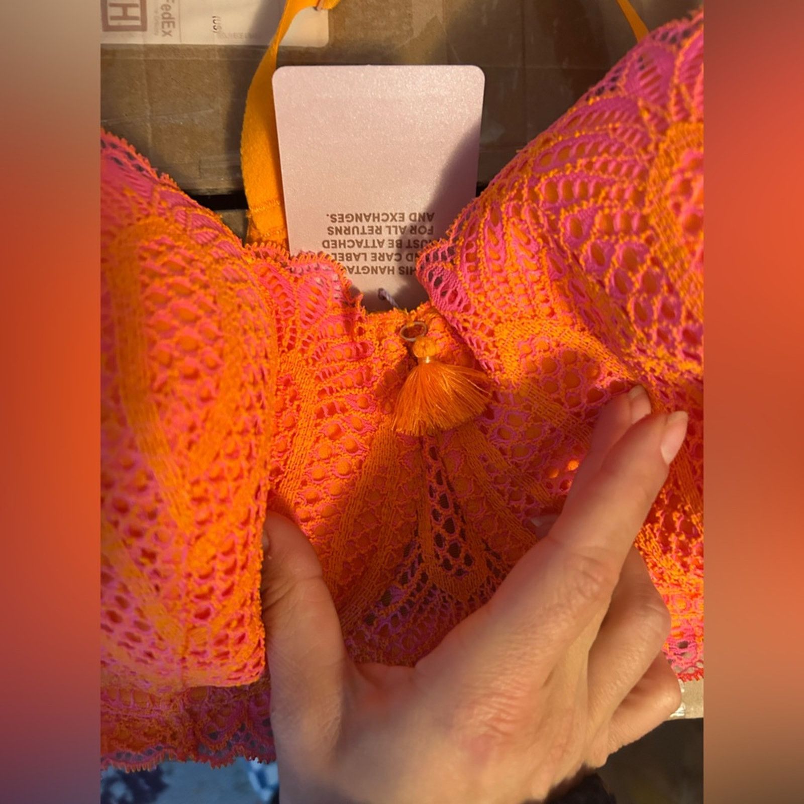 Fenty Nwt Savage x Fenty Stranded In Lace Neon Crochet Plunge Bra Size ONE SIZE - 7 Thumbnail