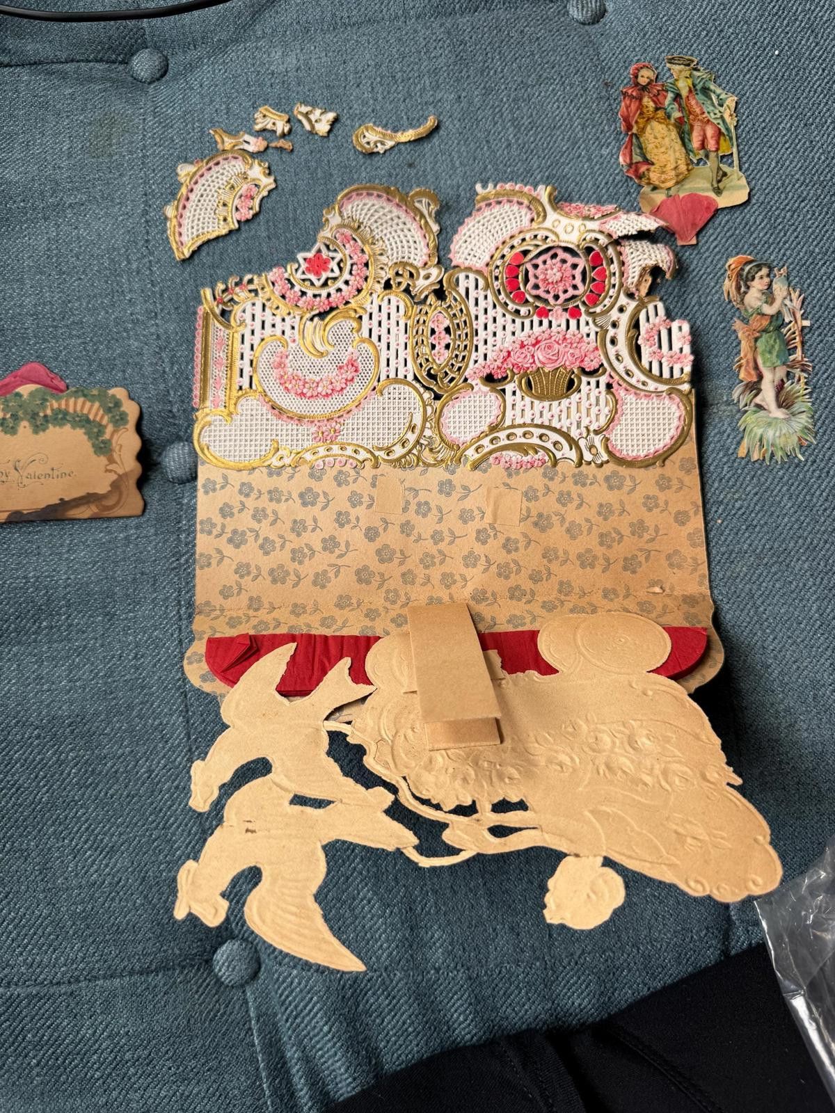 Designer 1920s Lace Die Cut Valentine’s Day Card printed in Germany Size ONE SIZE - 7 Thumbnail