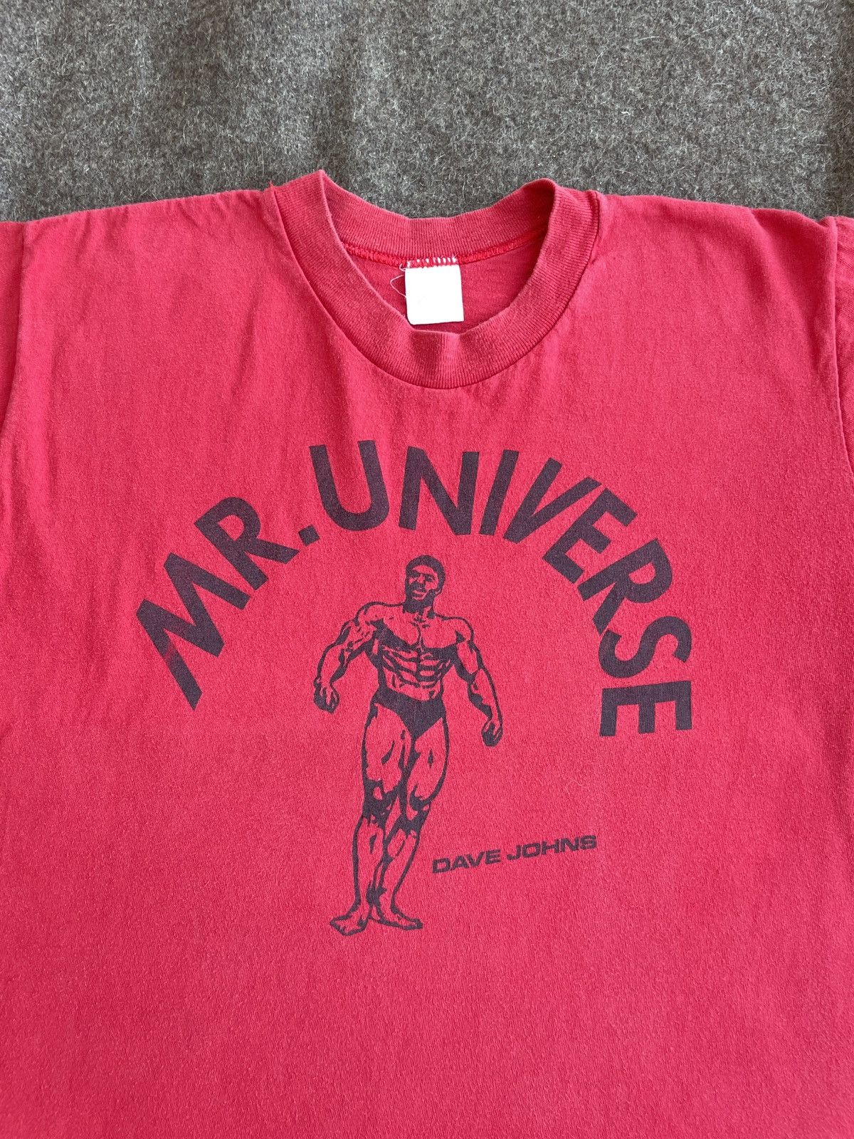 Vintage Mr.Universe Dave Johns T-Shirt Size US M / EU 48-50 / 2 - 2 Thumbnail