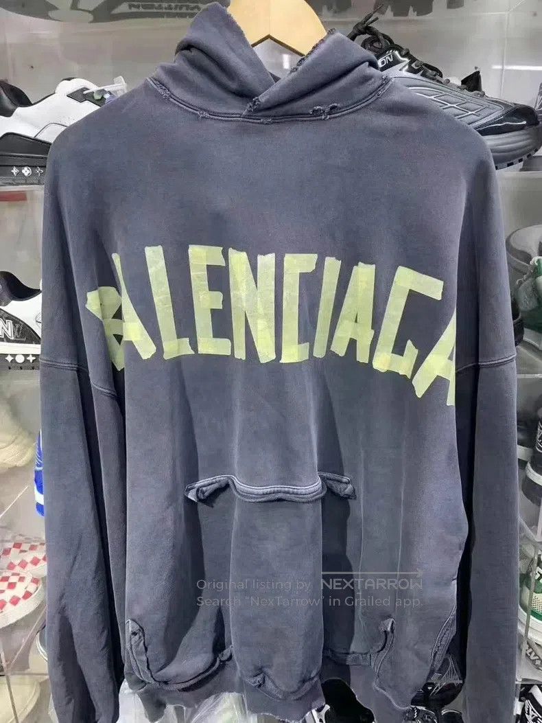 Balenciaga Balenciaga Tape sweatshirt Size US L / EU 52-54 / 3 - 1 Thumbnail