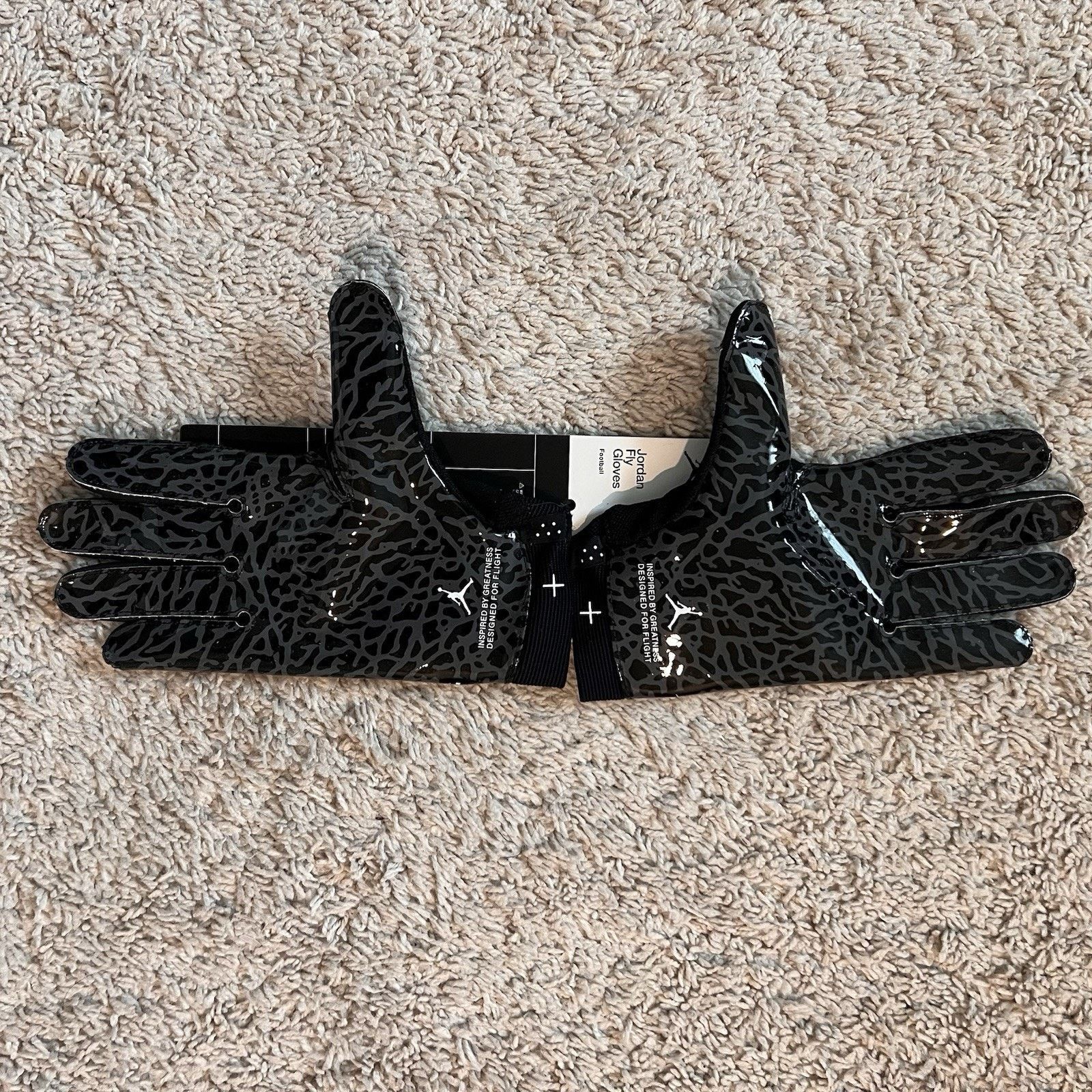 Jordan Brand Jordan Fly Football Magnigrip Medium Strapless Wrist New Size ONE SIZE - 2 Thumbnail