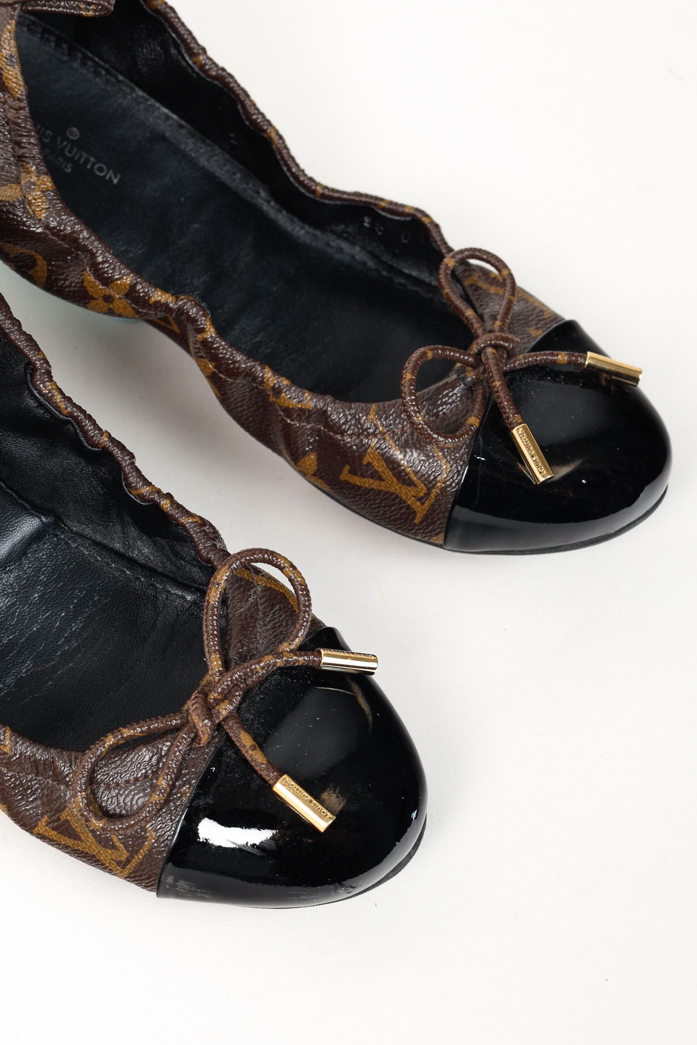 Louis Vuitton Louis Vuitton Flirty Monogram Canvas Cap-Toe Bow Flats Size US 6.5 / IT 36.5 - 6 Thumbnail