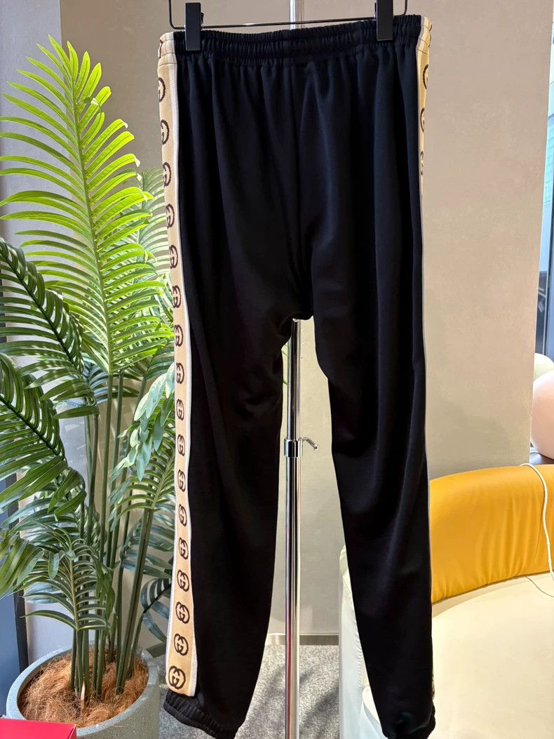 Gucci Gucci Size S Black reflective striped trousers size S 2502 Size US 28 / EU 44 - 2 Thumbnail