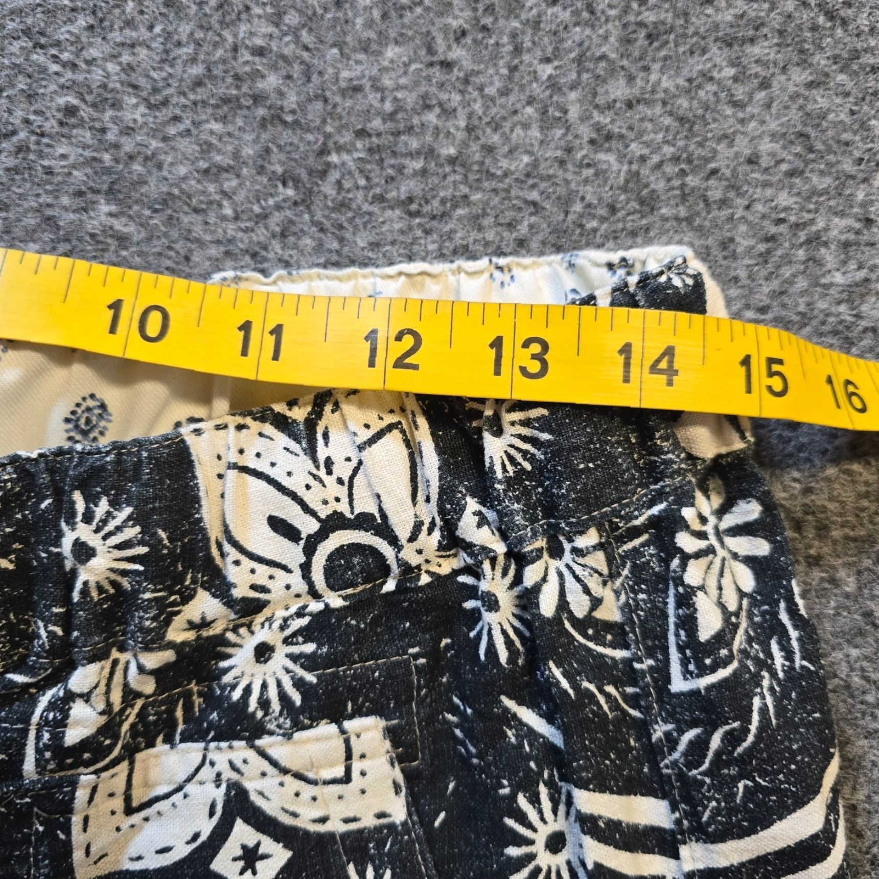 Vintage Pilcro Pants Womens Size Small White Floral Tapered Pull On Beachy Casual Linen Twill High Rise Ankle Pockets Regular Fit Size 28" / US 6 / IT 42 - 5 Thumbnail
