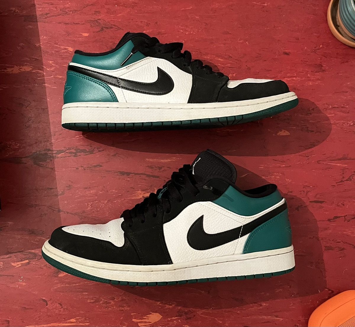 Jordan Brand Jordan 1 Low Mystic Green Size US 10.5 / EU 43-44 - 4 Thumbnail