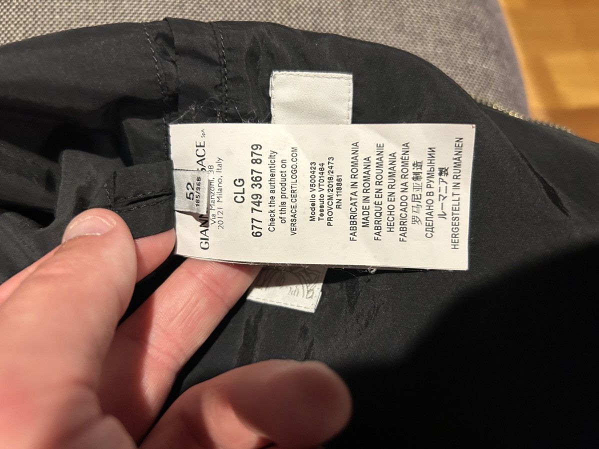 Versace Versace white/black bomber jacket Size US L / EU 52-54 / 3 - 5 Thumbnail