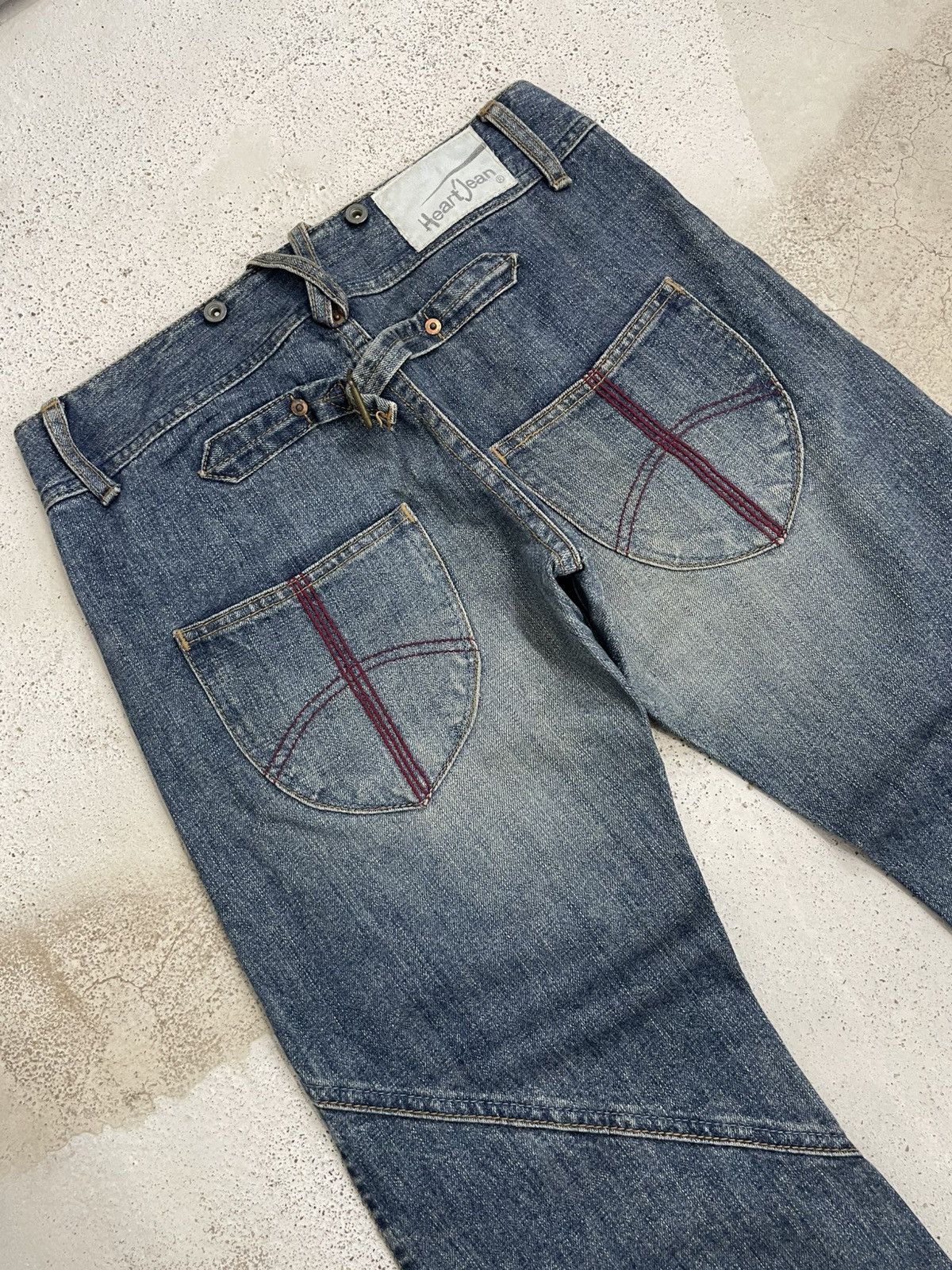 Japanese Brand Heart Jeans Buckle Back Fold Denim Whisker Size US 29 - 12 Thumbnail