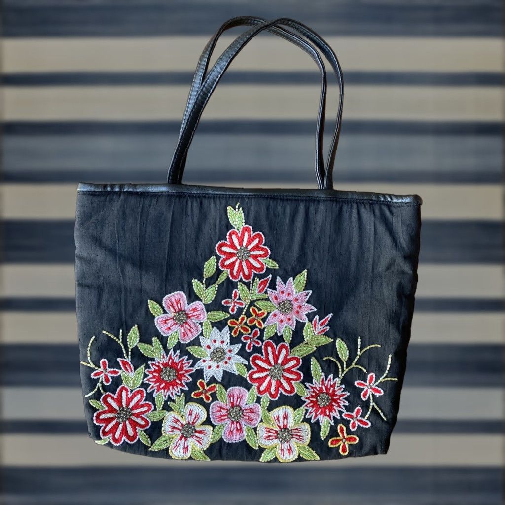 Vintage VINTAGE Christina Floral Beaded And Sequined Hand Tote Bag Size ONE SIZE - 1 Thumbnail