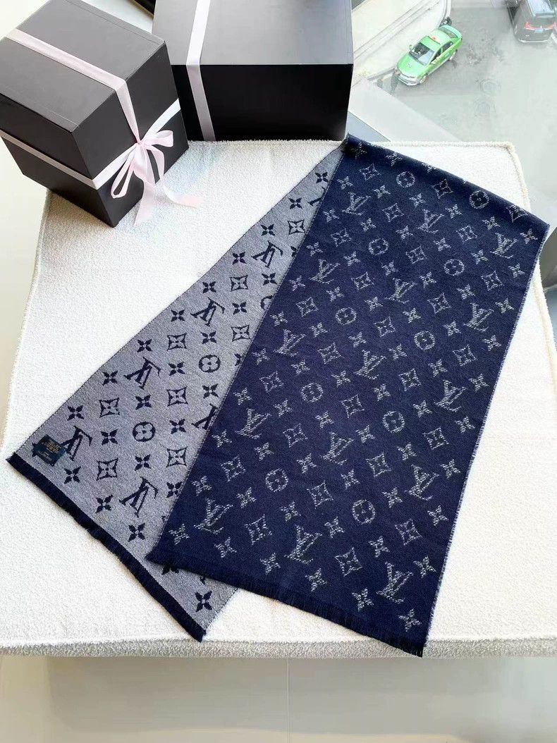 Louis Vuitton Louis Vuitton Wool print full print wool scarf Size ONE SIZE - 1 Thumbnail