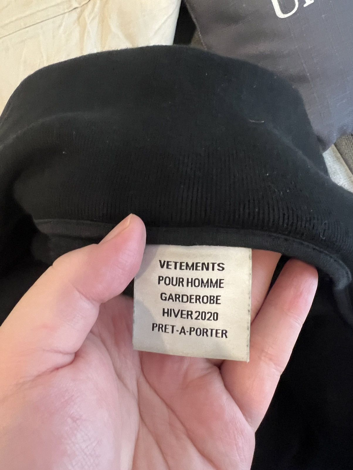 Vetements Vetements 19FW Hocus Pocus Upside Down hoodie Size US L / EU 52-54 / 3 - 5 Thumbnail