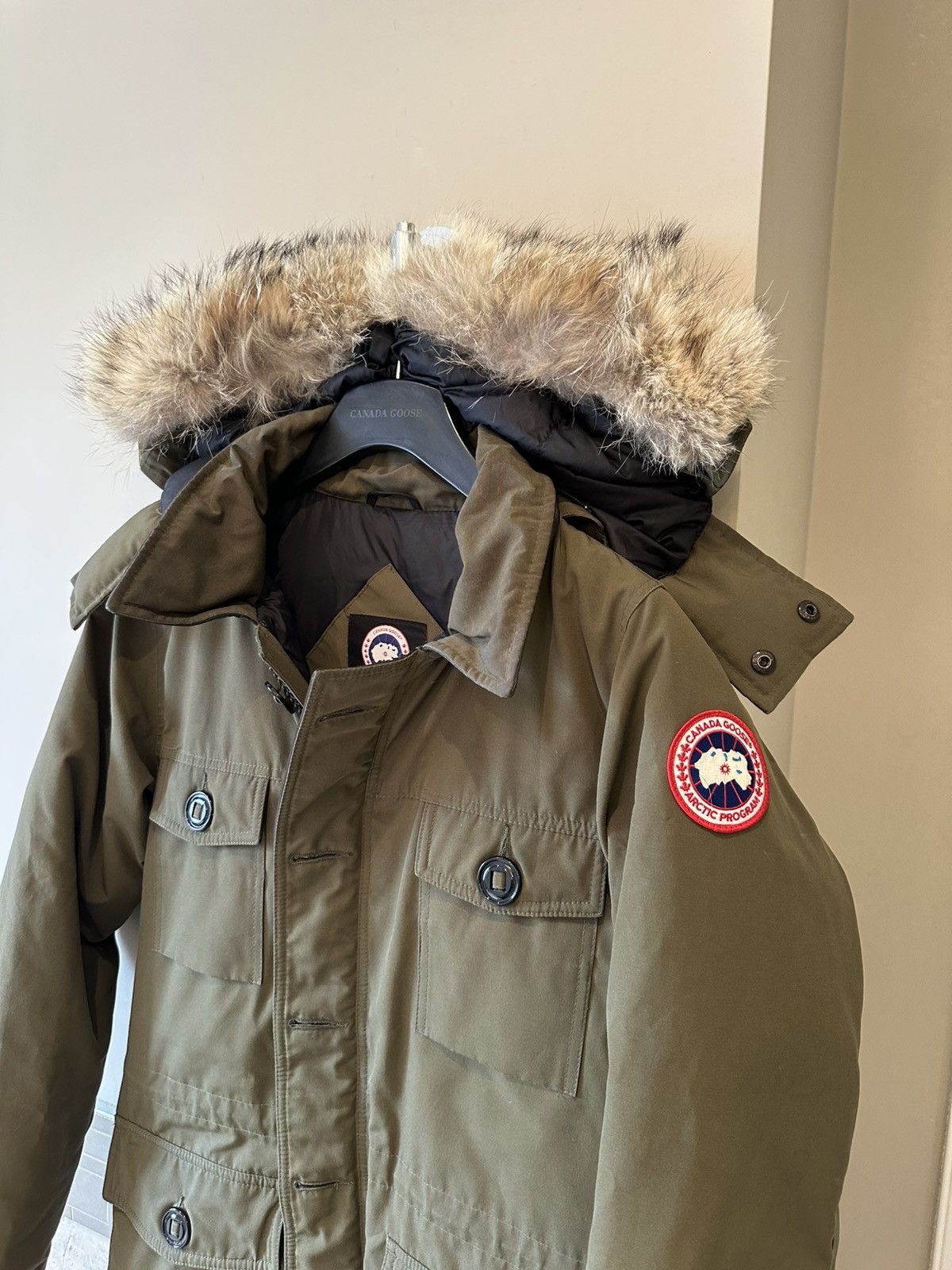 Canada Goose CANADA GOOSE Banff Parka Size US XS / EU 42 / 0 - 2 Thumbnail