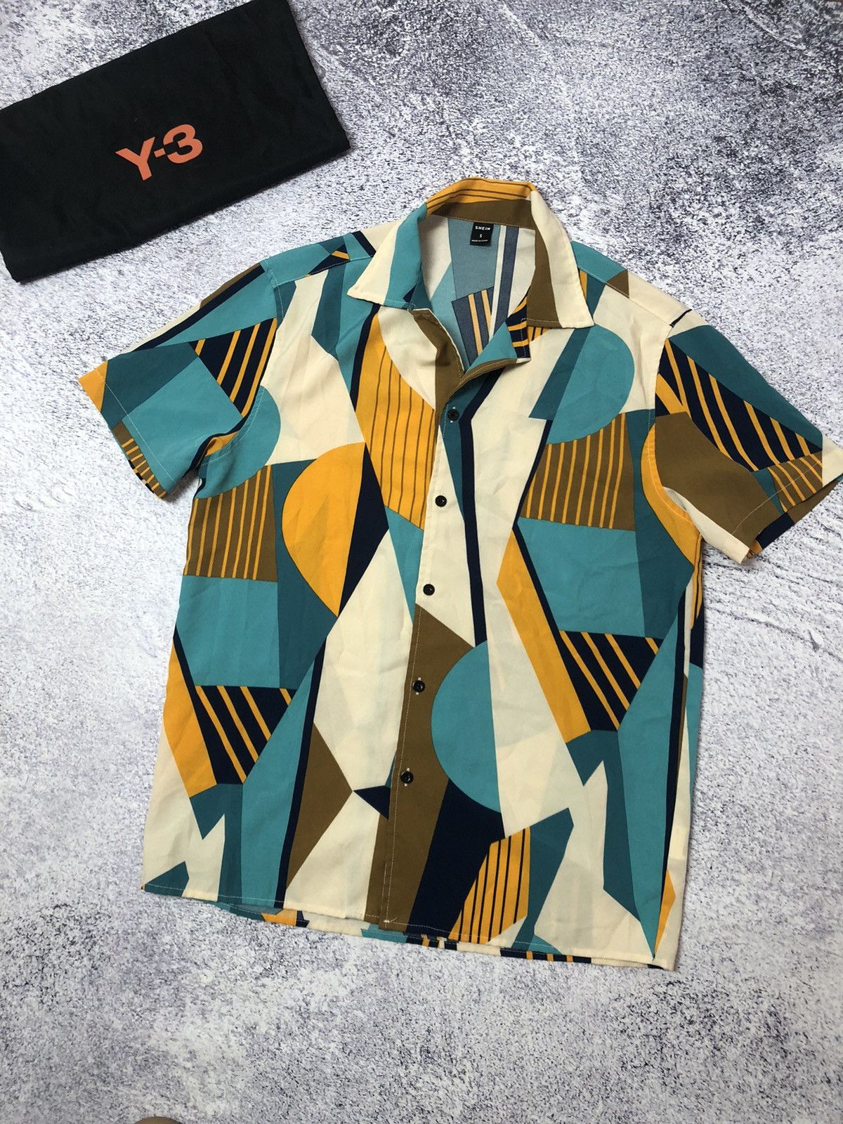 Other Men’s shirt Crazy Hawaiian size S y2k casual ykk japan Size US S / EU 44-46 / 1 - 2 Thumbnail