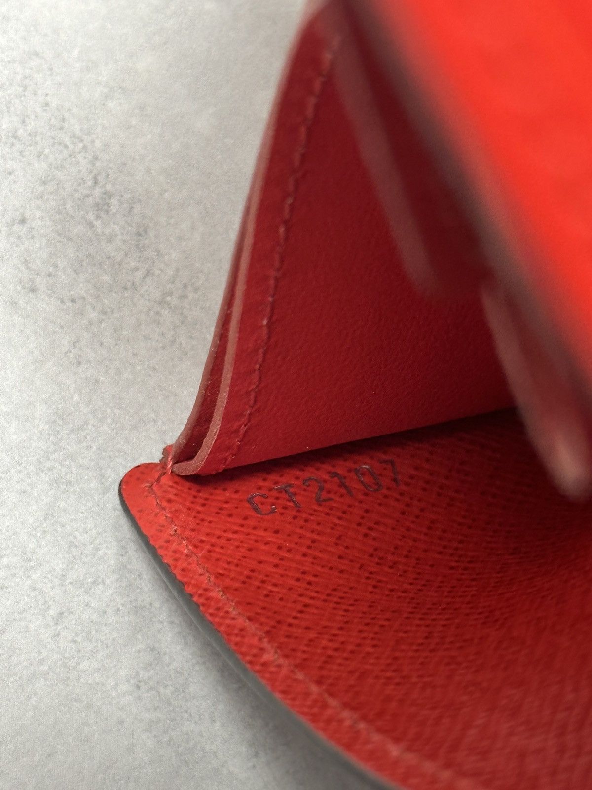Louis Vuitton × Supreme Louis Vuitton Supreme Slender Wallet Epi Leather Red Size ONE SIZE - 10 Thumbnail