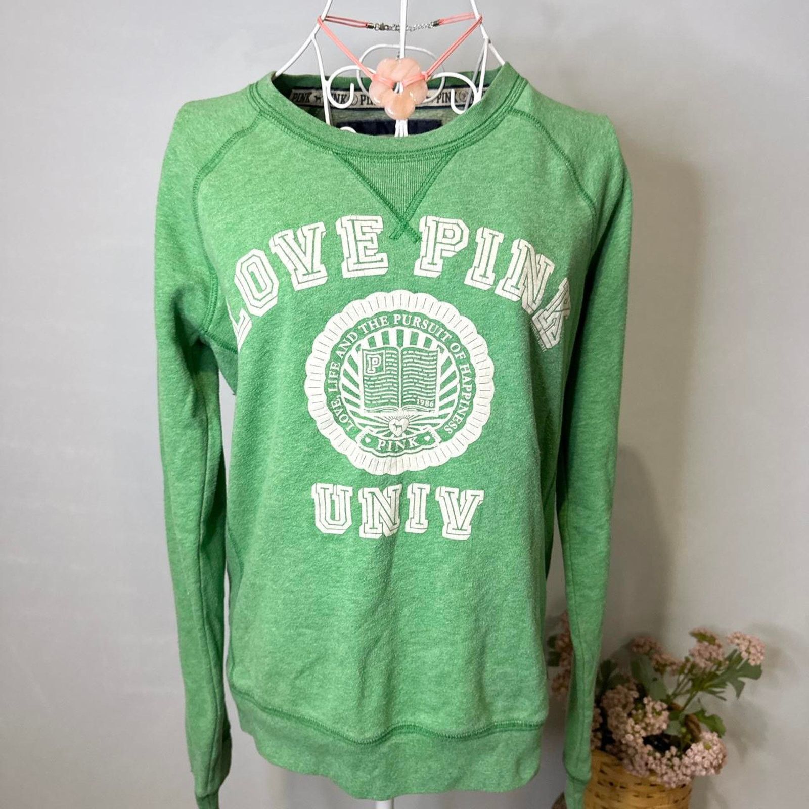 Victoria's Secret Cute surfy vintage y2k pink university sweatshirt Size S / US 4 / IT 40 - 3 Thumbnail