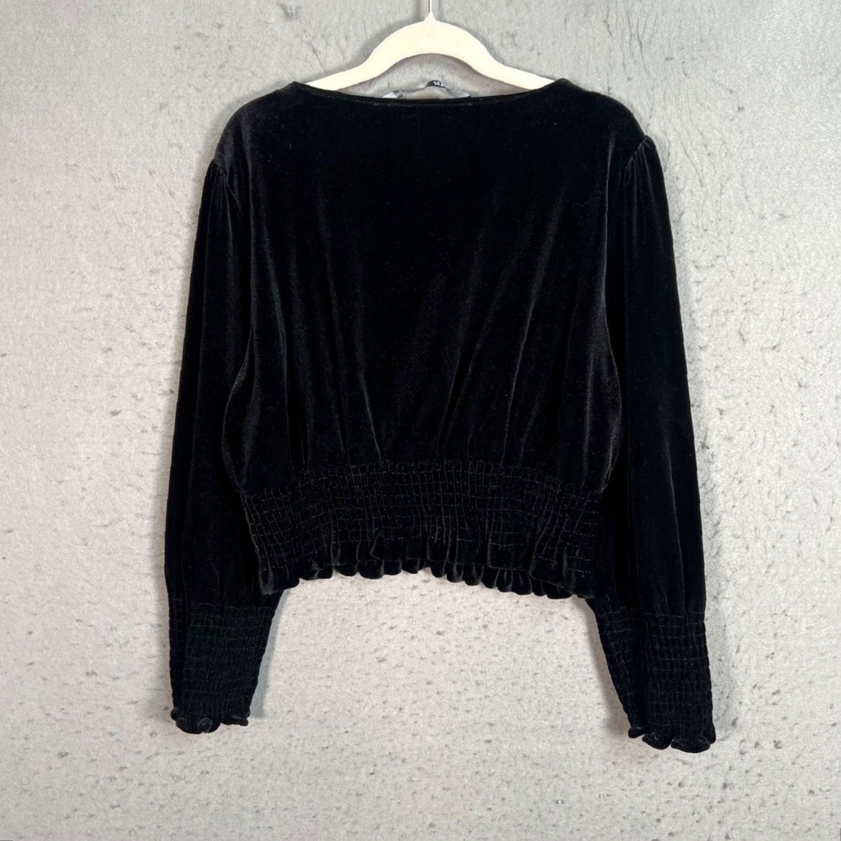 Zara Zara Womens XS Black Velvet Long Sleeve Smocked Waist Wrap Top Size XS / US 0-2 / IT 36-38 - 2 Thumbnail