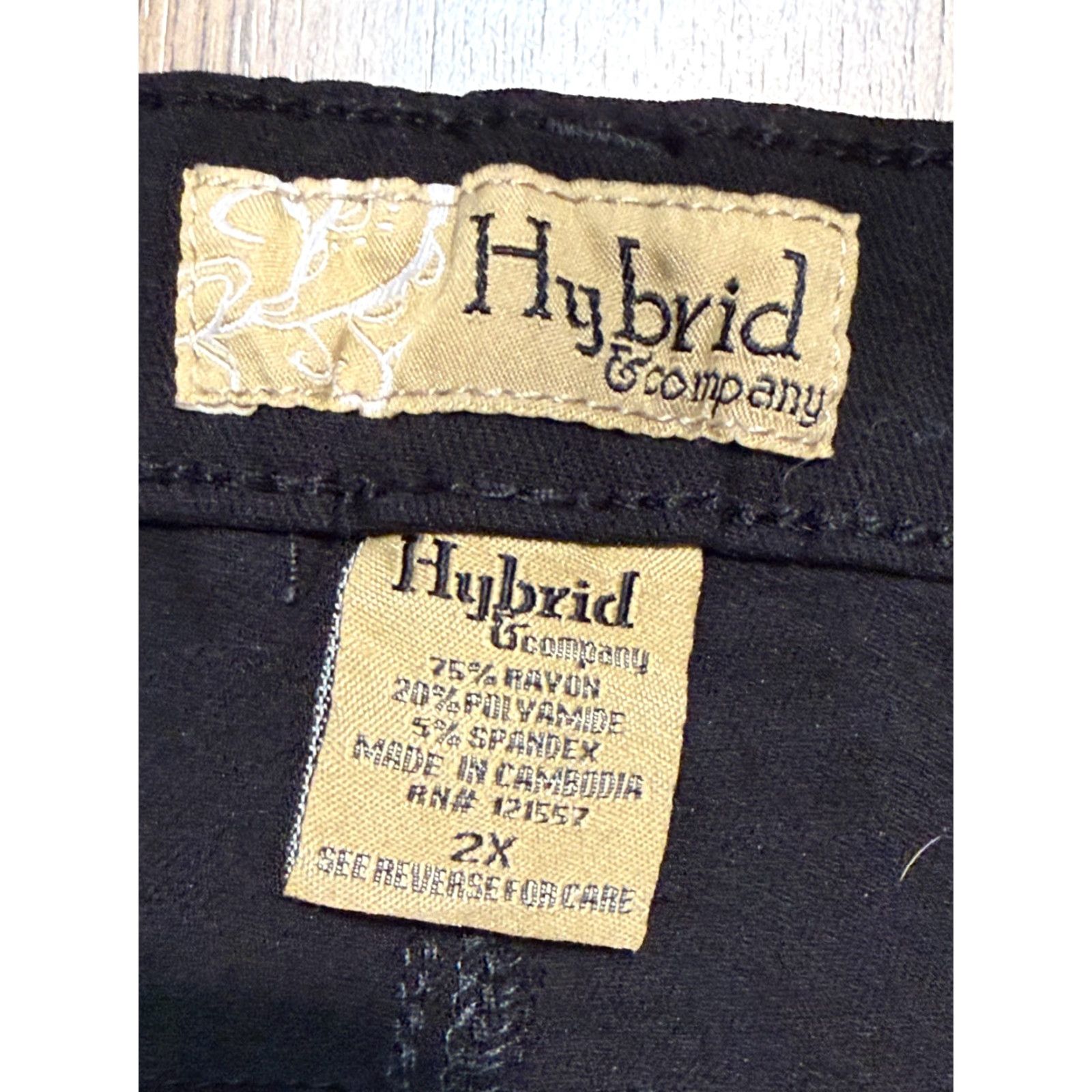 Vintage Hyrid & Company Jeans Women's 2X Black Denim Skinny Mid Rise 5-Pocket Stretch Regular Jeans Mens Womens Girls Size 40" / US 18 - 3 Thumbnail