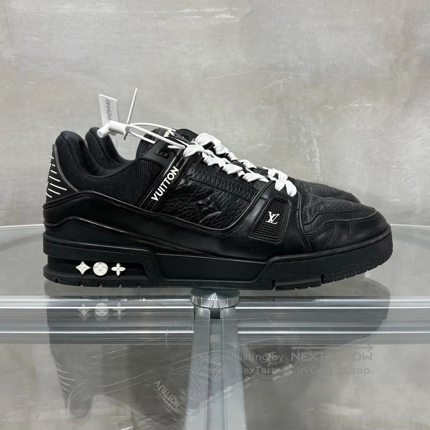 Louis Vuitton Louis Vuitton Trainer Black Art Gallery shoes Size US 8.5 / EU 41-42 - 4 Thumbnail