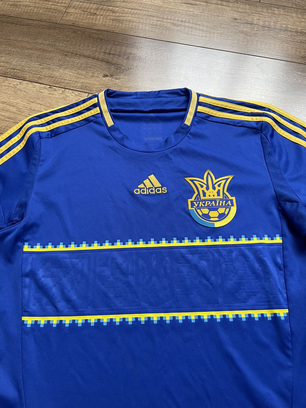 Adidas 2012 Adidas Ukraine Vintage Soccer Suit Jersey And Shorts Size US S / EU 44-46 / 1 - 4 Thumbnail
