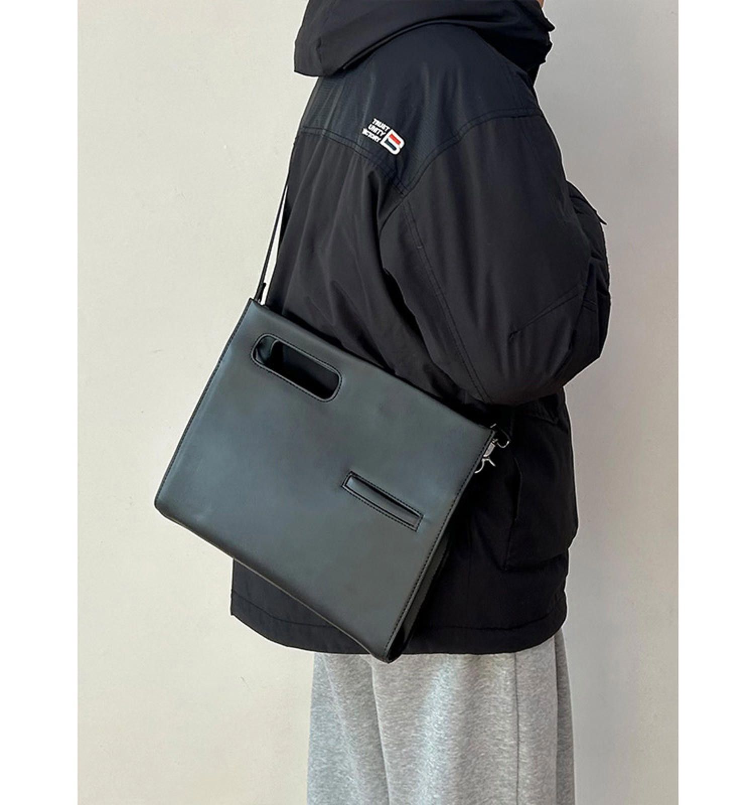 Other Stylish Black Sling Bag Size ONE SIZE - 1 Thumbnail