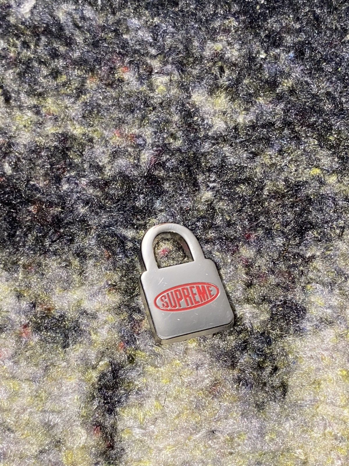 Supreme Supreme Lock Pin Size ONE SIZE - 2 Thumbnail