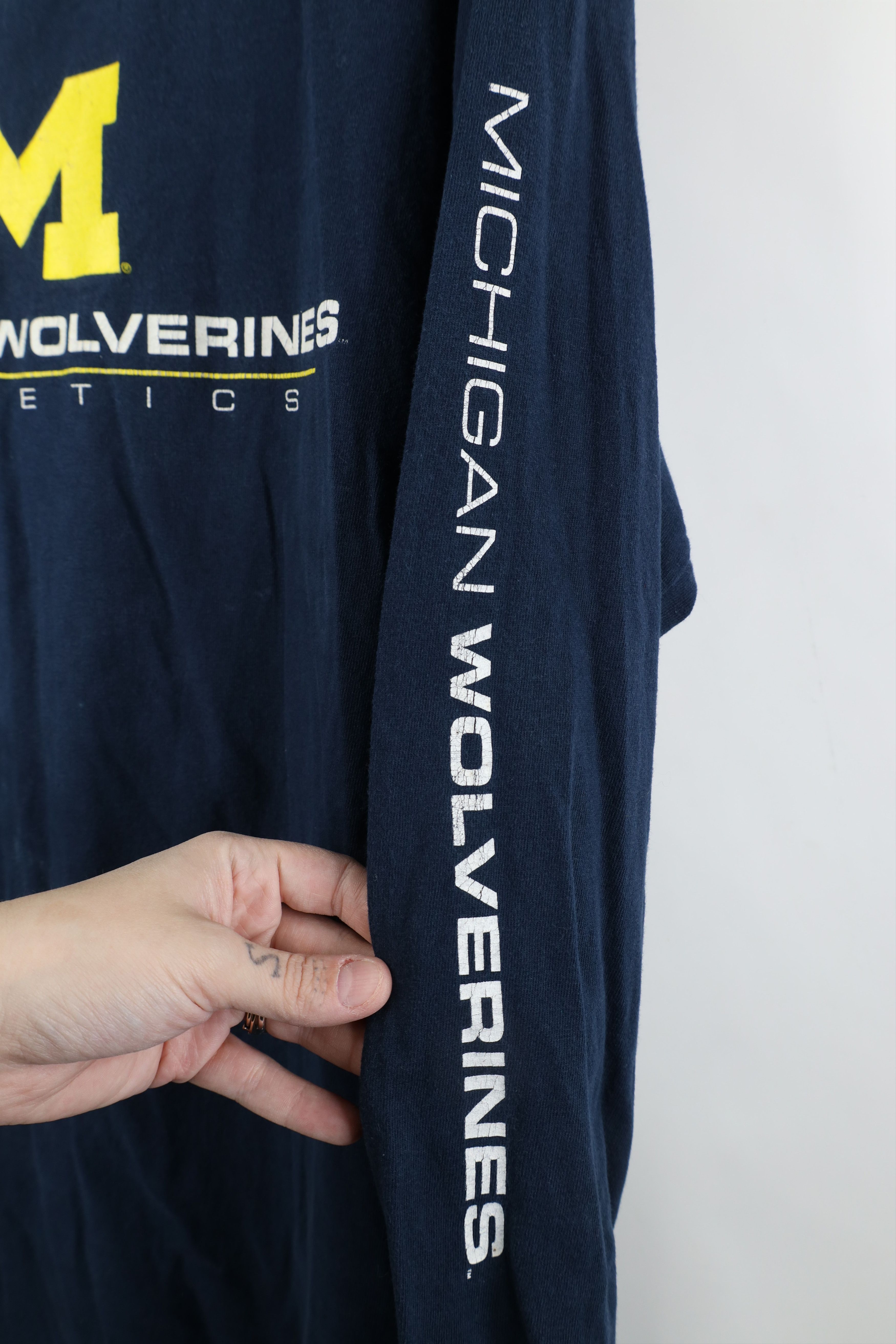 Vintage Vintage 90s University of Michigan Long Sleeve T-Shirt USA Size US XL / EU 56 / 4 - 8 Thumbnail