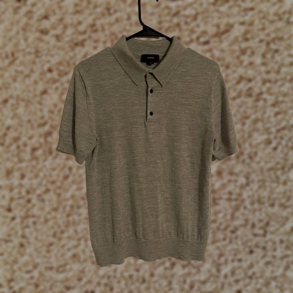 Vince Vince Featherweight Merino Wool-Cashmere Polo Sweater Shirt S/S - Men's Small Shirt Mens Small Gray Wool Merino Polo Pullover 90% Merino 10% Cashmere Size US S / EU 44-46 / 1 - 1 Thumbnail