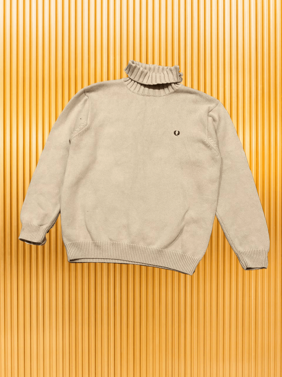 Fred Perry Fred Perry Y2K Vintage logo beige sweater with a neck Size US L / EU 52-54 / 3 - 1 Thumbnail